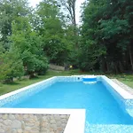 Ranchoto Holiday park 2*