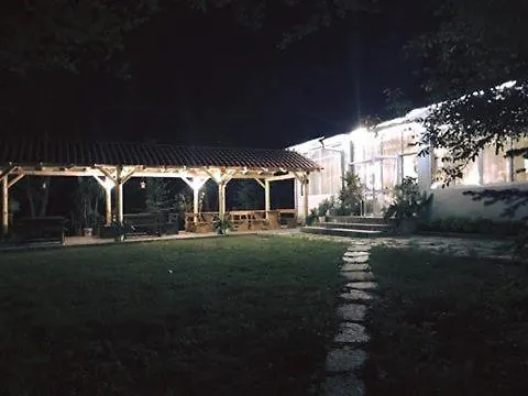 Ranchoto Holiday park